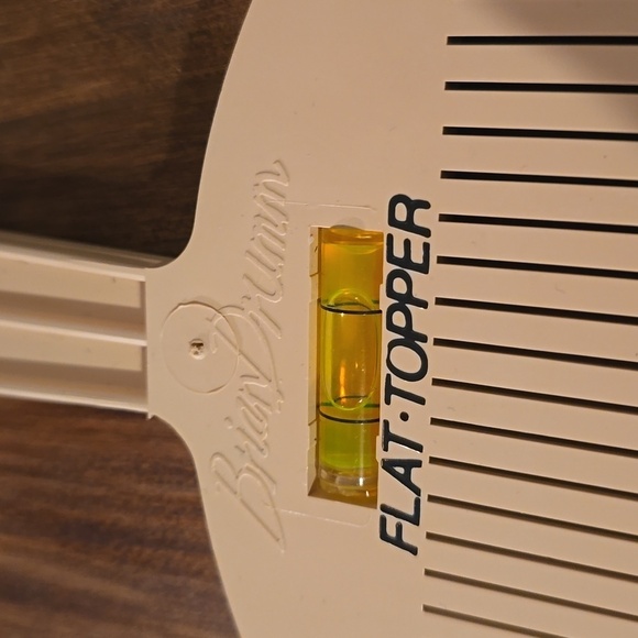 Brian Drumm Vintage Flat Topper Comb/ Styler with bubble level Mens Styling tool - Picture 4 of 6